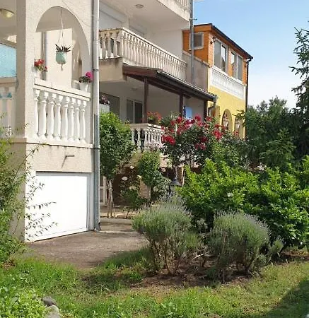 Lägenhet Апартамент Двуспален Браво 1 Ромео И Гери Slăntjev Brjag